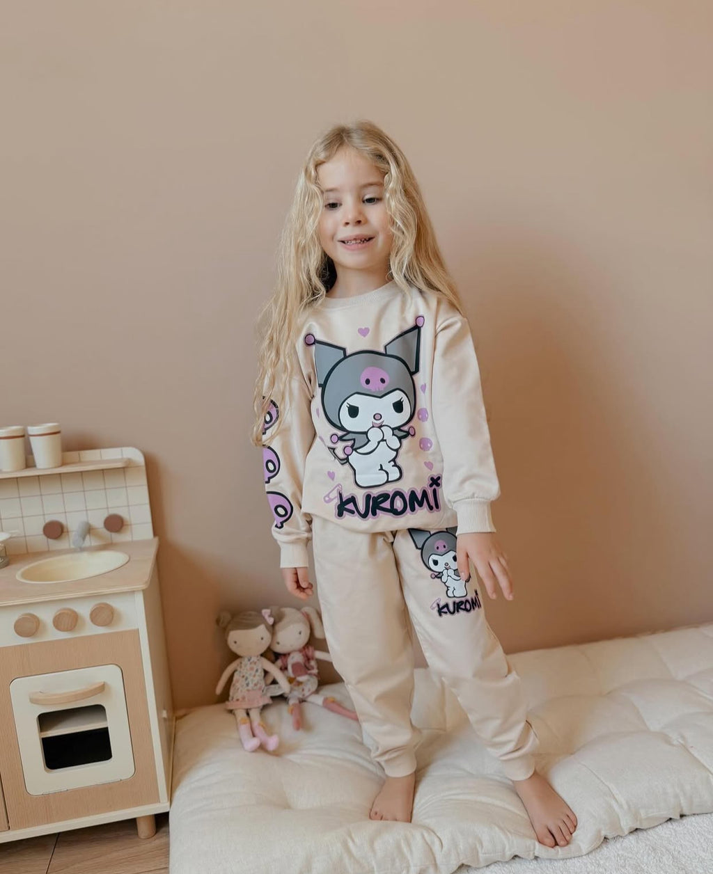 Gray helmet for bikers