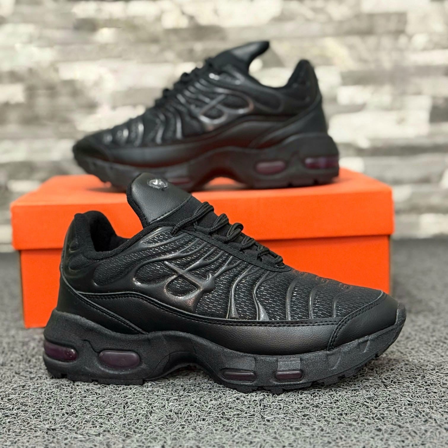 Tenis Nike TN Negro Unisex